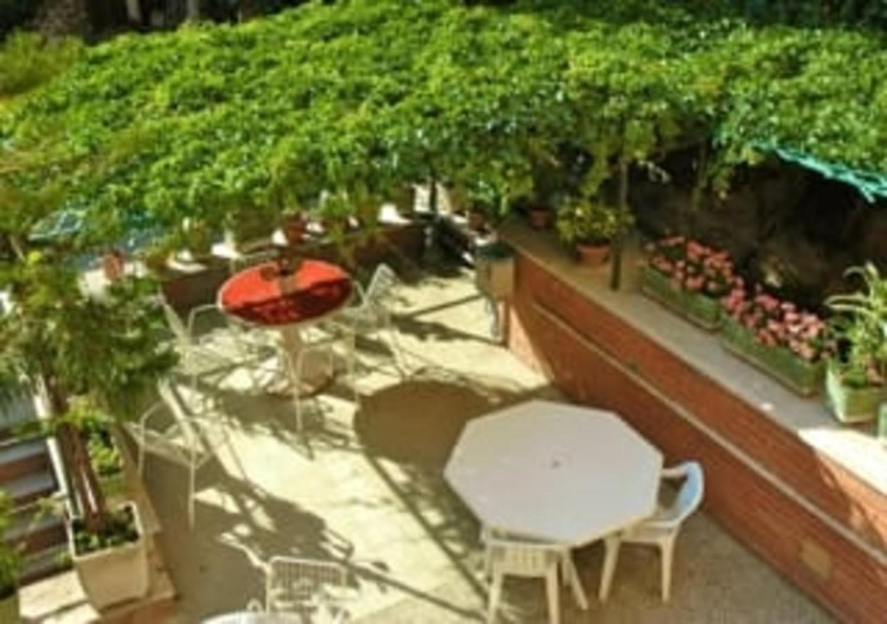 Suore Concezioniste Missionarie - Carmen Salles Roma Bed & Breakfast Ngoại thất bức ảnh