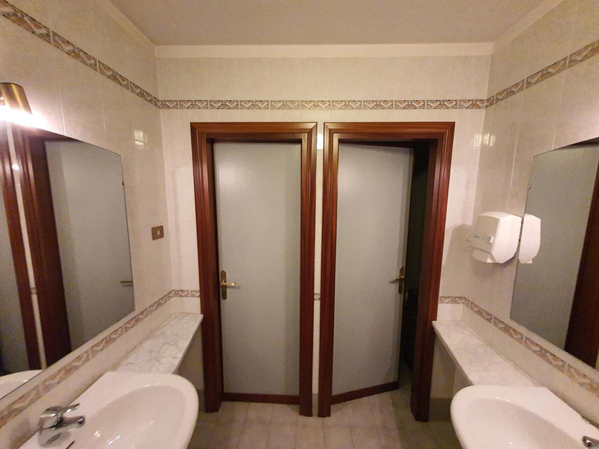 Suore Concezioniste Missionarie - Carmen Salles Roma Bed & Breakfast Ngoại thất bức ảnh