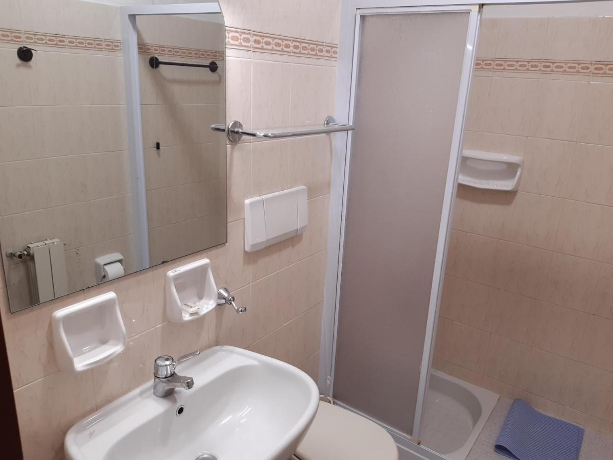 Suore Concezioniste Missionarie - Carmen Salles Roma Bed & Breakfast Ngoại thất bức ảnh